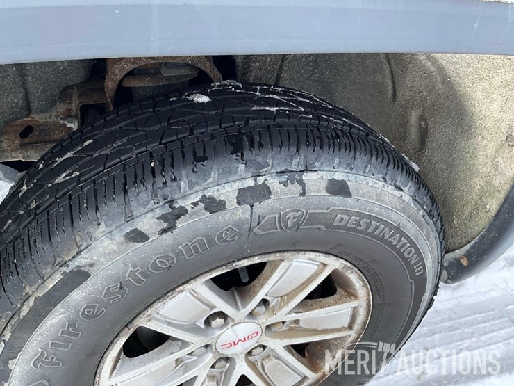 2014-gmc-1500-image-19