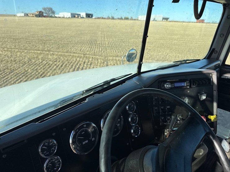 1998-international-9100-image-38