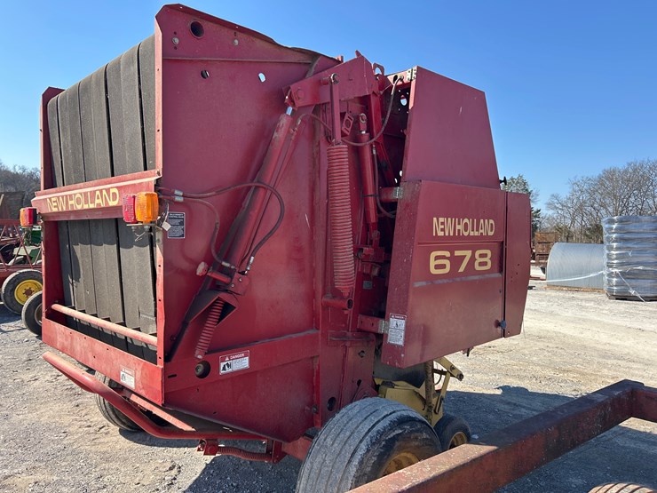 new-holland-678-image-4