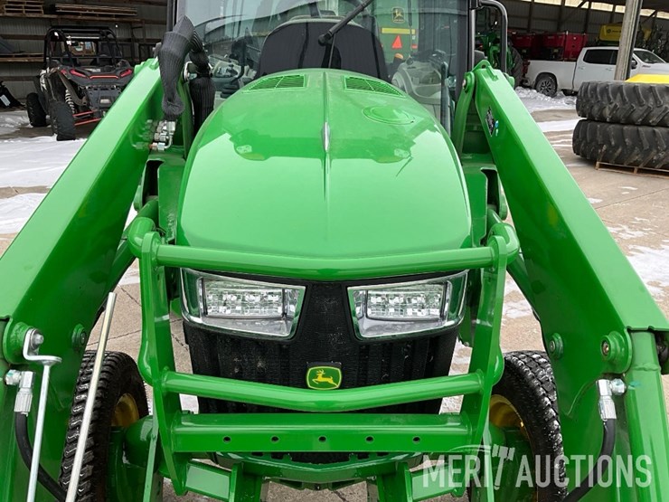 2024-john-deere-4066r-image-22