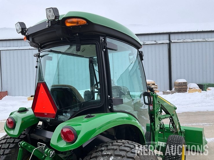 2024-john-deere-4066r-image-16