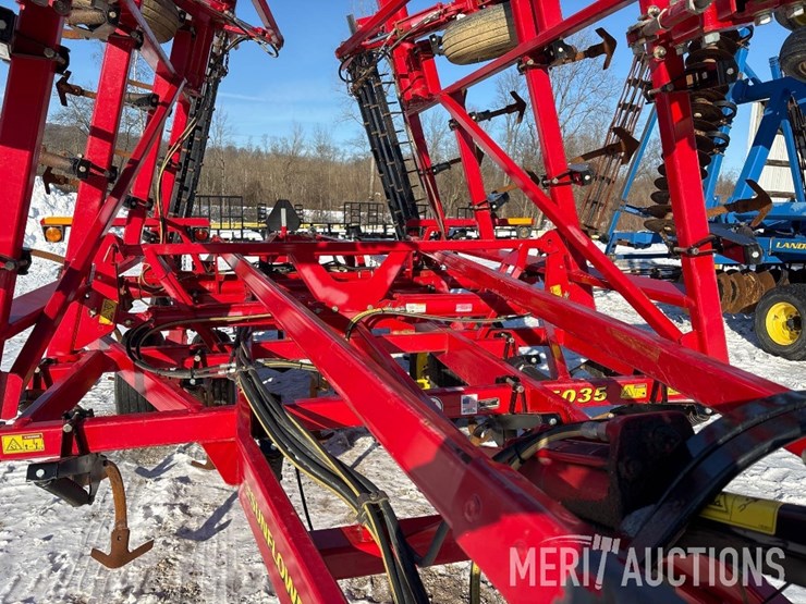 2012-sunflower-5035-28-image-11