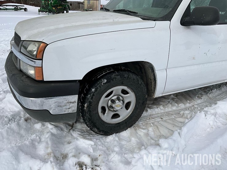 2004-chevrolet-1500-image-11