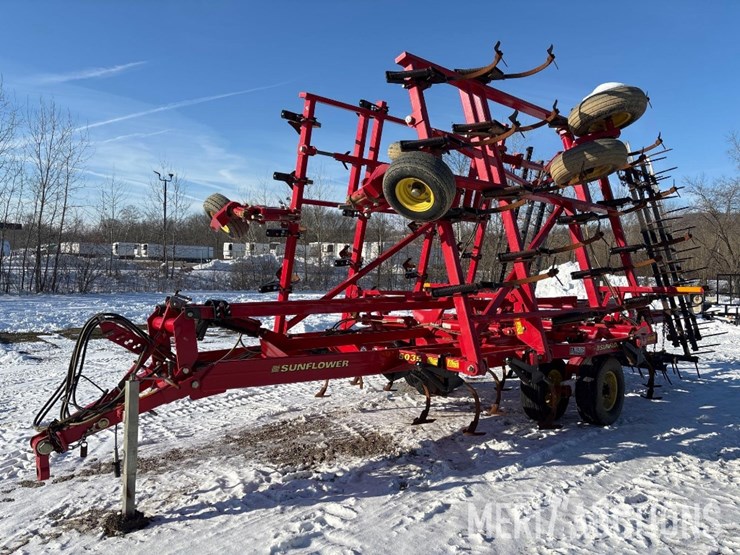 2012-sunflower-5035-28-image-3