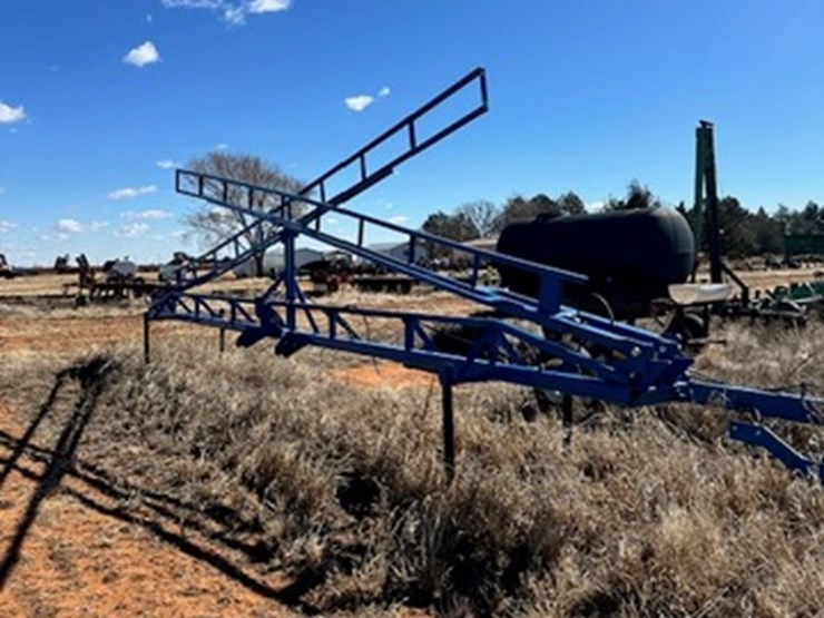 sam-stevens-folding-spray-boom---like-new-image-1