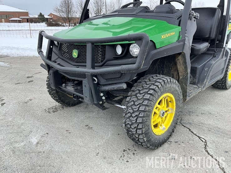 2024-john-deere-gator-image-9