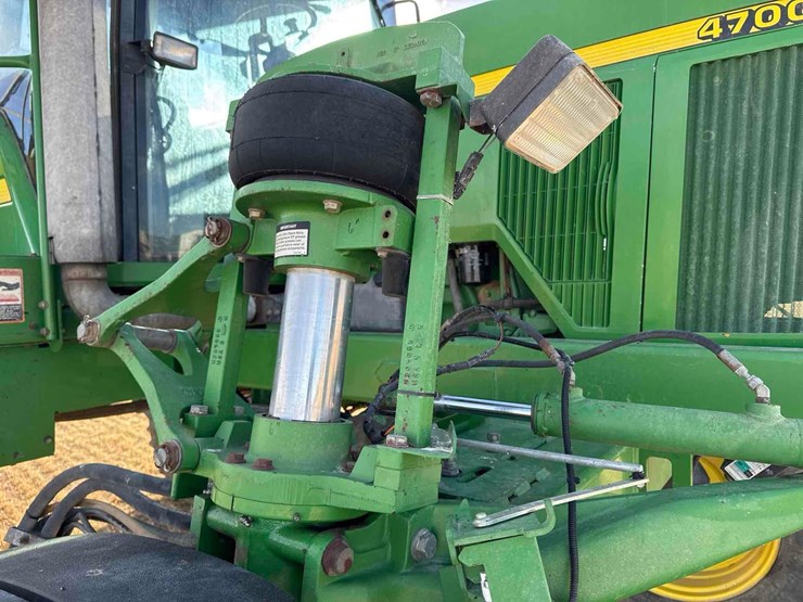 2000-john-deere-4700-image-32