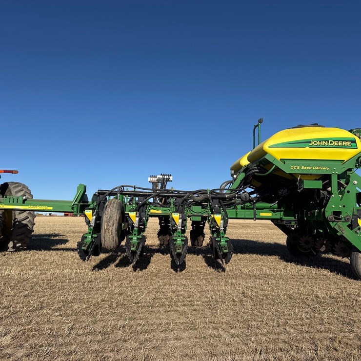 2014 JOHN DEERE 1770NT