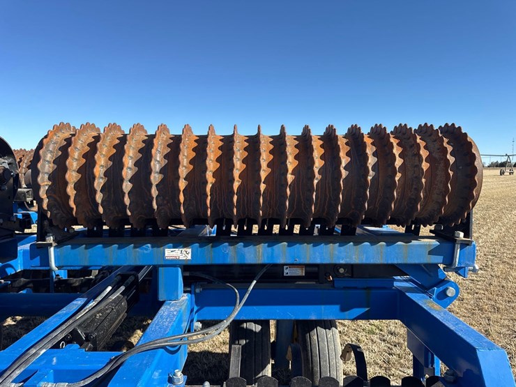 landoll-3230-cultimulcher-image-12