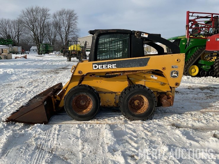 2006-john-deere-325-image-2