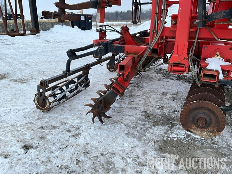 2013-kuhn-krause-80-40-vertical-tillage-tool-image-32