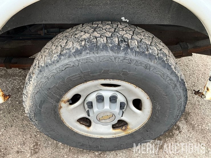 2003-chevrolet-2500-image-19