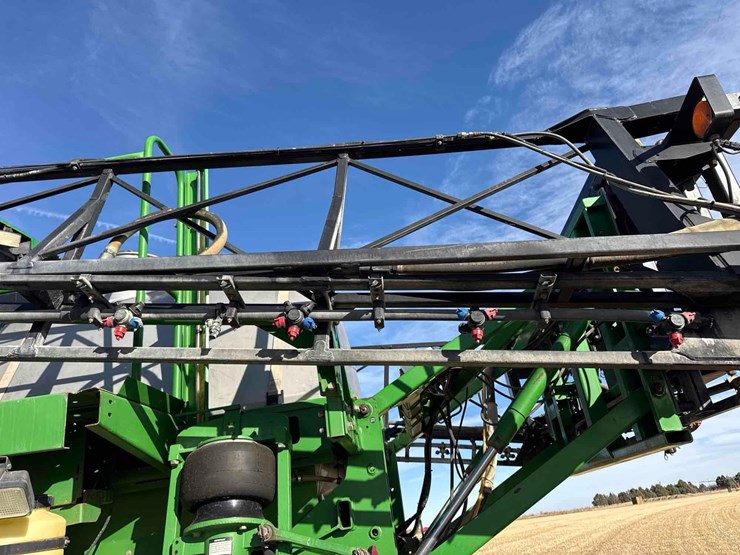 2000-john-deere-4700-image-63