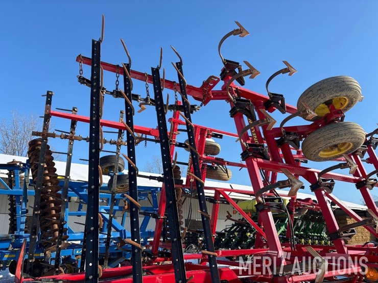 2012-sunflower-5035-28-image-27