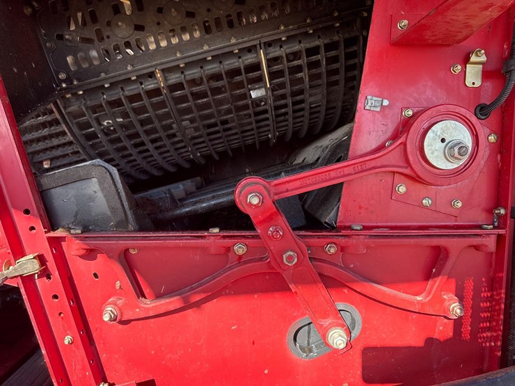 2009-case-ih-2577-image-72