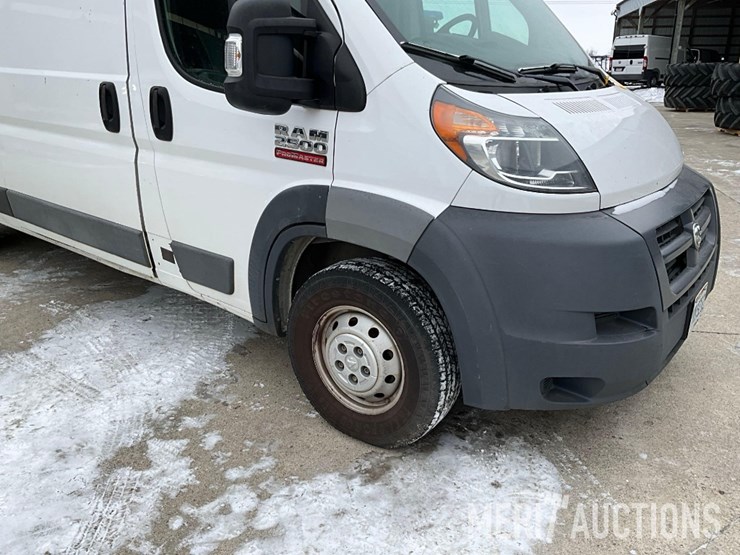 2017-ram-promaster-2500-image-18