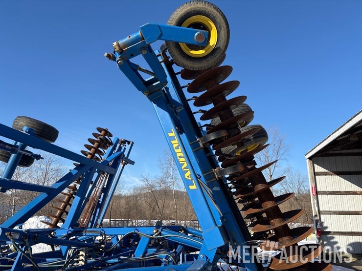 2012-landoll-4731-33-vertical-tillage-tool-image-17