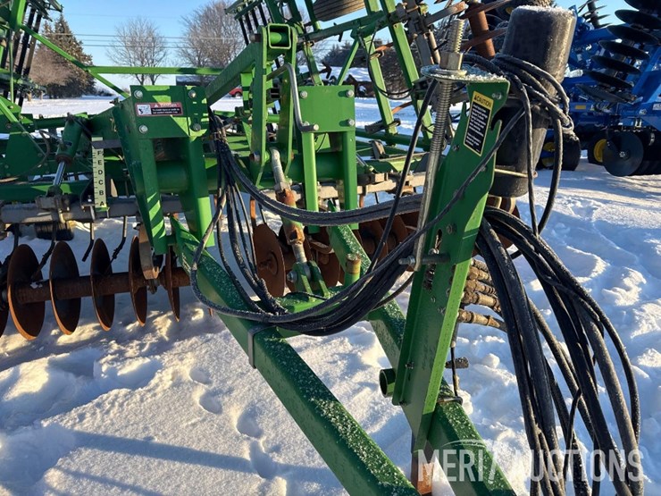 2005-john-deere-726-image-23