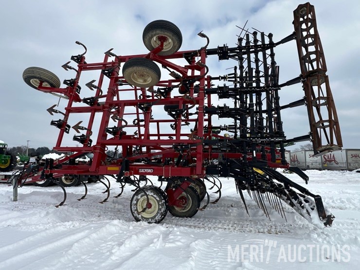 2021-salford-550-image-3