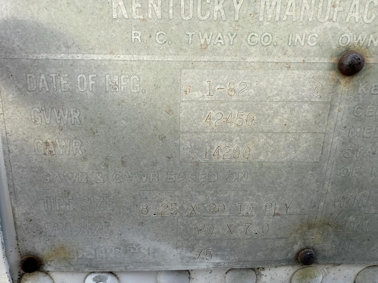 1982-kentucky-trailer-image-5