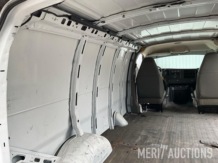 2009-chevrolet-1500-image-32