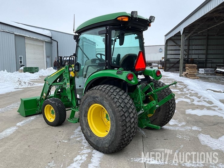 2024-john-deere-4066r-image-3