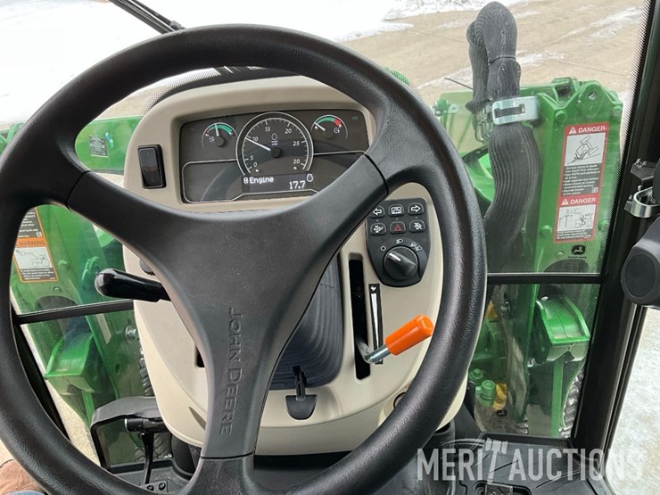 2024-john-deere-4066r-image-37