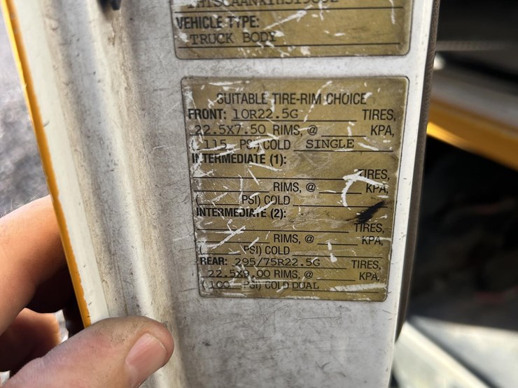 2001-international-4700-image-28