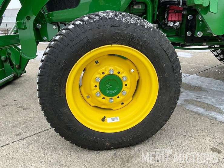 2024-john-deere-4066r-image-23