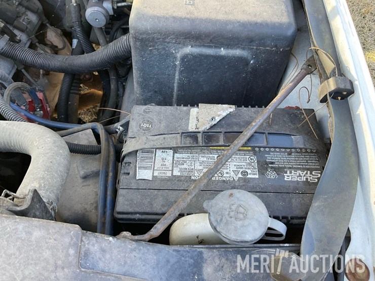 2001-chevrolet-2500-image-23