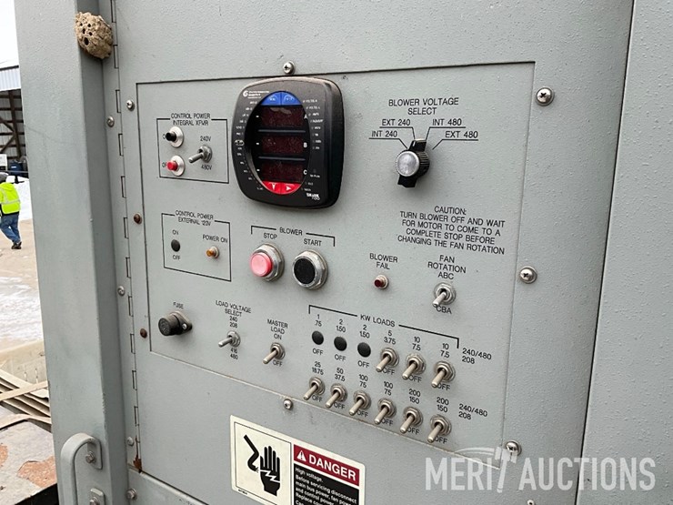 2005-avtron-lpv700-image-14