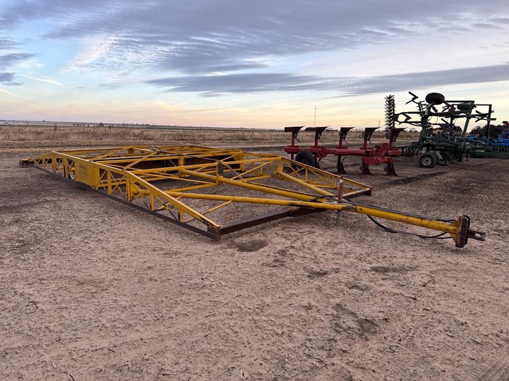 oweco-1430-land-plane-image-1