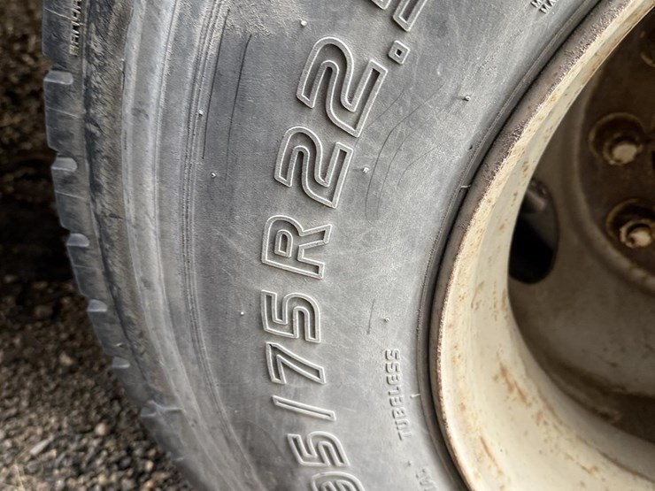 2000-international-4700-image-22