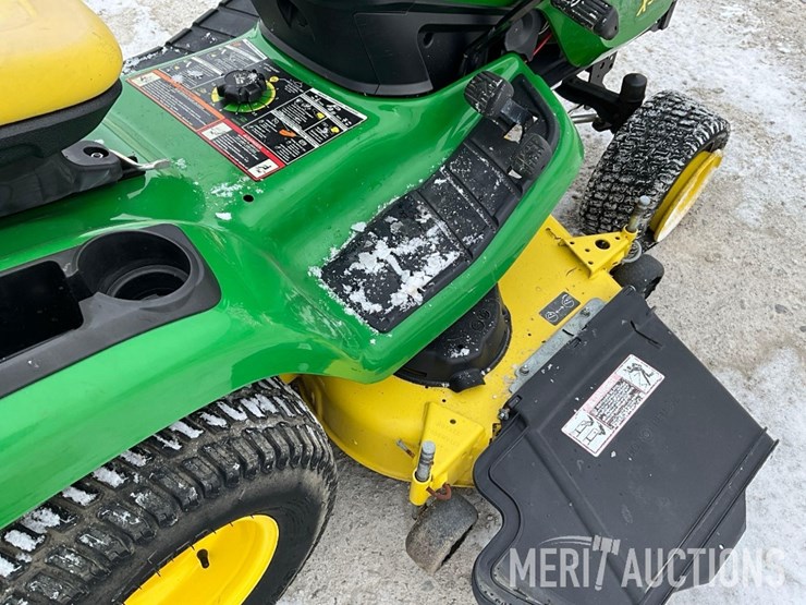 2019-john-deere-x380-image-13