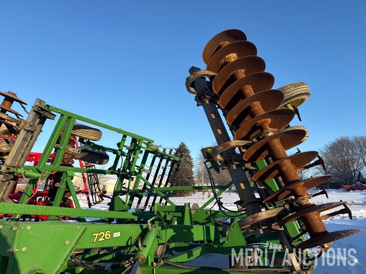 2005-john-deere-726-image-9