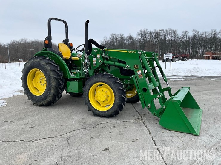 2024-john-deere-5075e-image-6