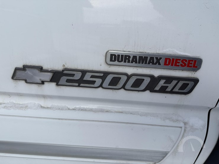 2003-chevrolet-silverado-2500-image-32