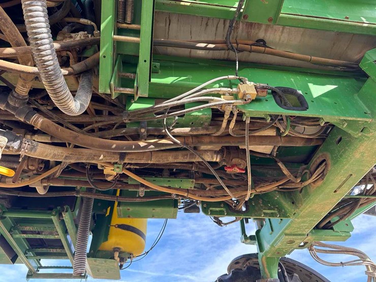 2000-john-deere-4700-image-57