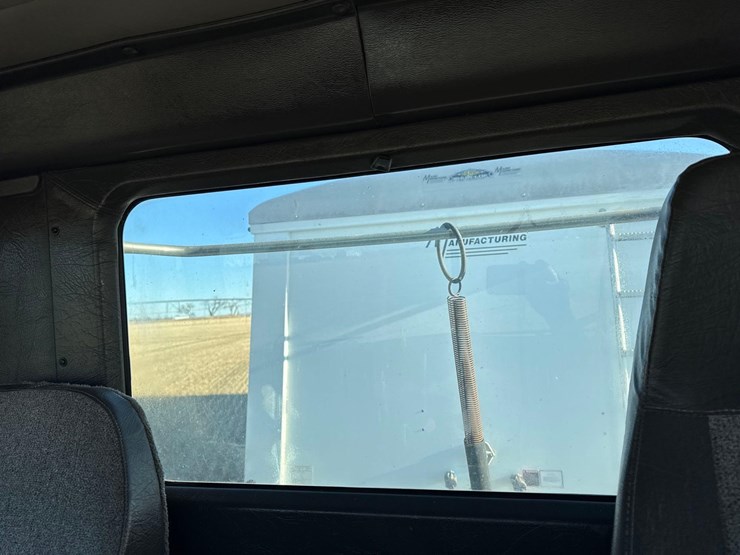 1998-international-9100-image-40