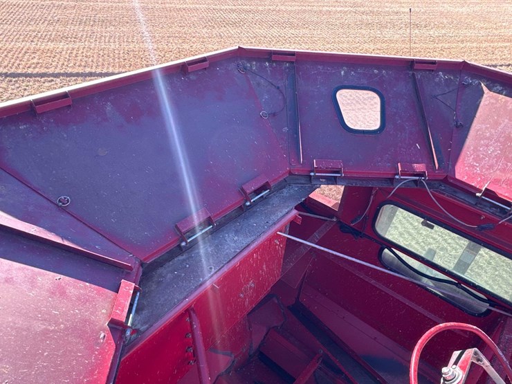 2009-case-ih-2577-image-120