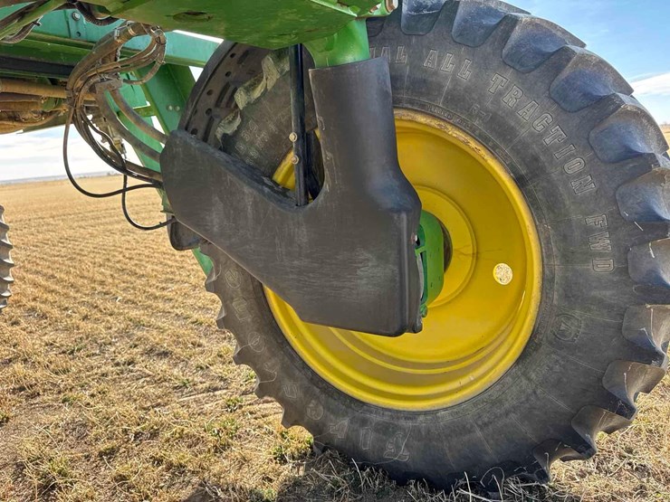 2000-john-deere-4700-image-21