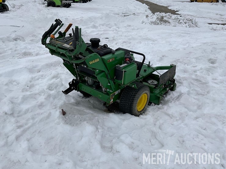 2021-john-deere-w48r-image-3