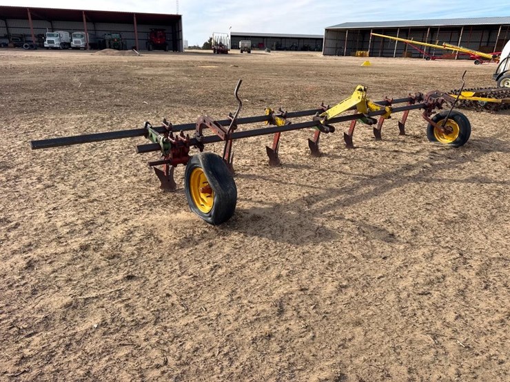 7-shank-cultivator-image-3