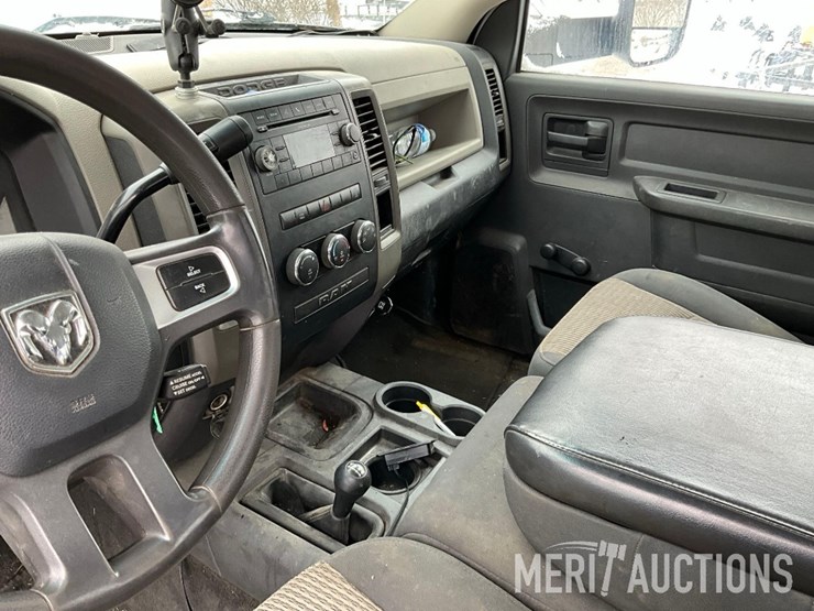 2011-dodge-2500-image-34