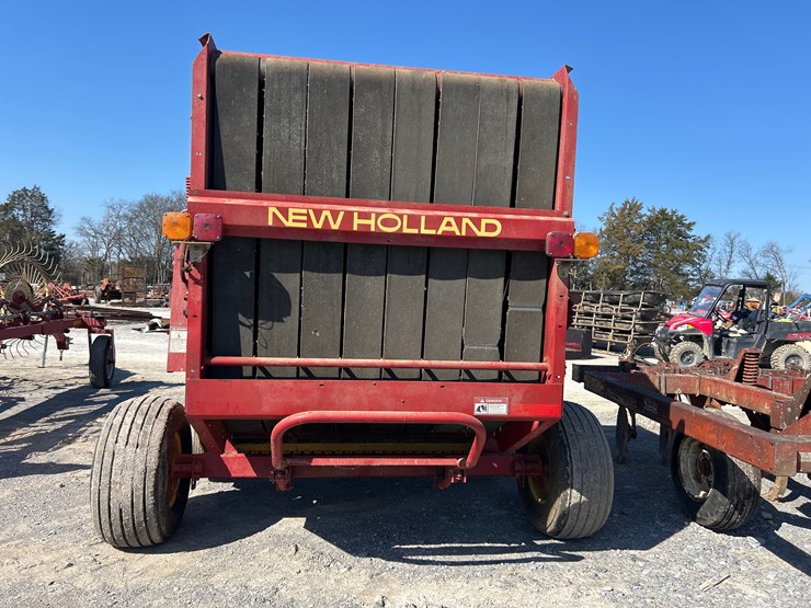 new-holland-678-image-3