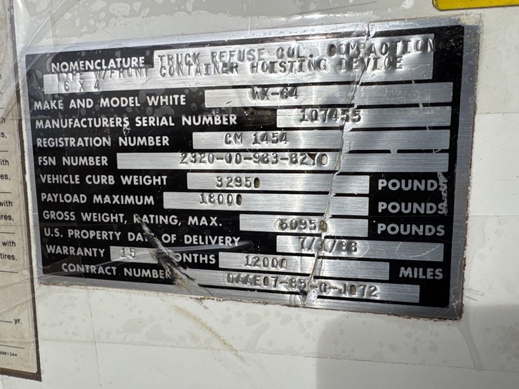 1986-white-140-image-9