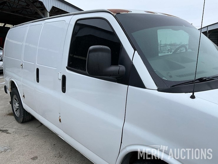 2009-chevrolet-1500-image-16