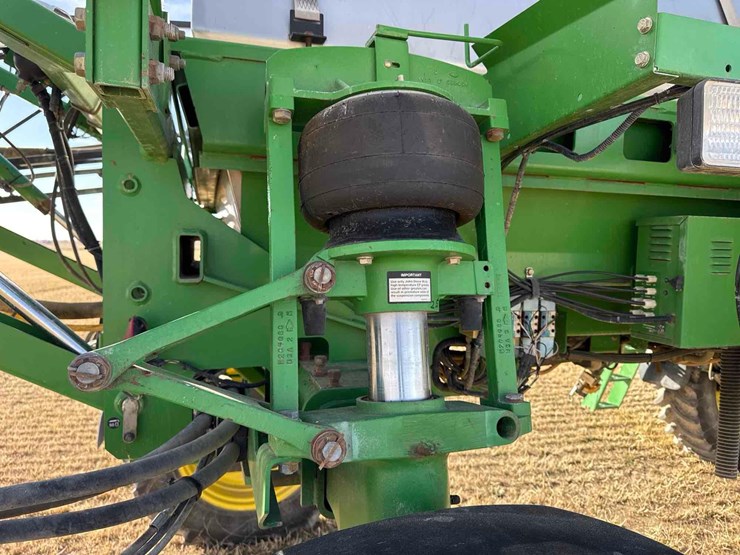 2000-john-deere-4700-image-34