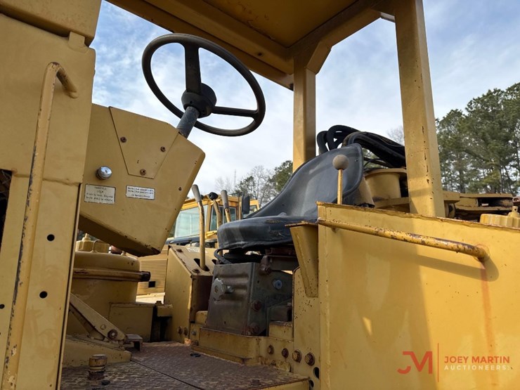 dresser-412b-image-18