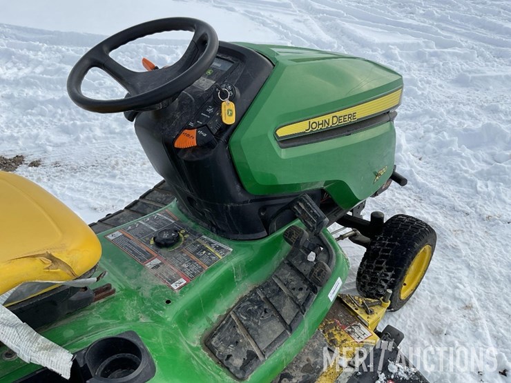 2015-john-deere-x320-image-10